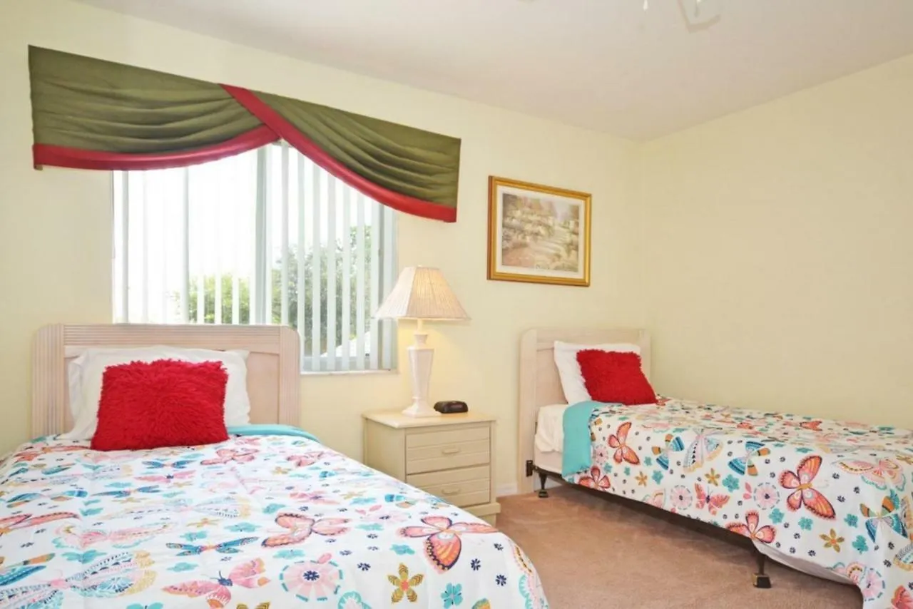 Kleeo'S Villa 311304 Davenport United States