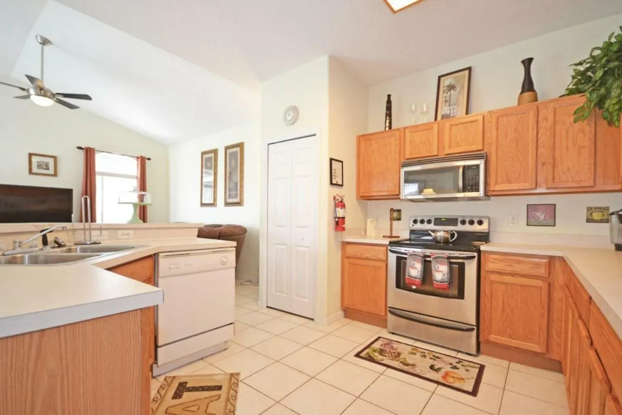 Kleeo'S Villa 311304 Davenport United States